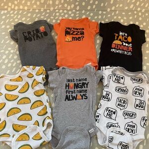 Assorted Graphic Kids Onesies Set,‎ Size 12 months